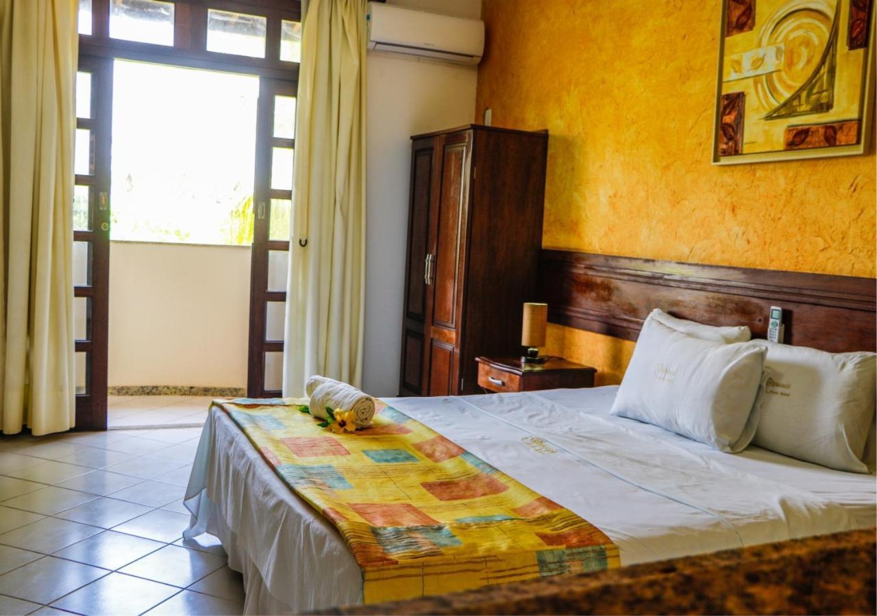 Girassol Praia Hotel Гуайбим Екстериор снимка